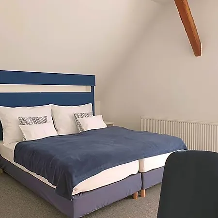 Szitakoeto Panzio 4* Fertőrákos