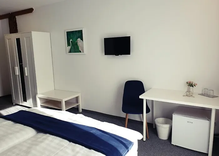 Szitakötő Panzió Bed and breakfast 4*